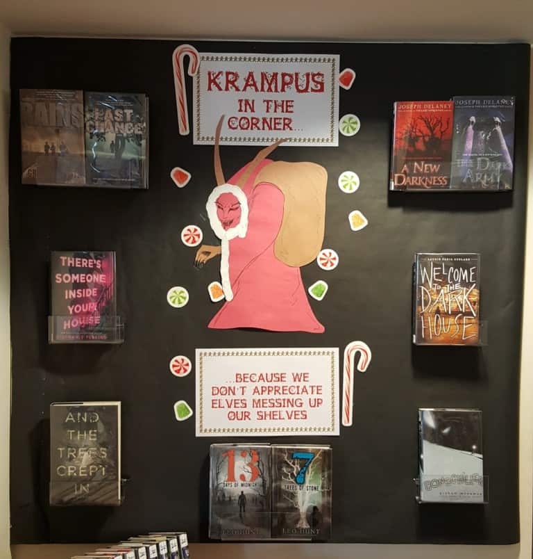 Teen Holiday Book Displays!