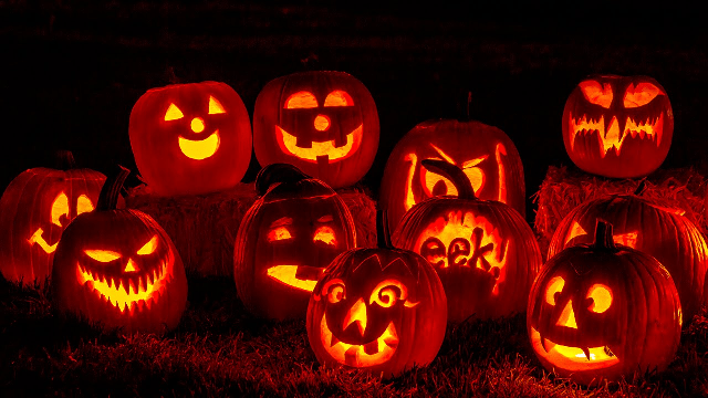 Teen Pumpkin Carving ~ Tuesday, Oct 30th from 6pm to 8pm